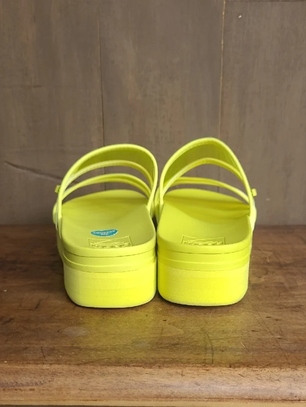 EUC Reef Vista High Energy Sandal Women's sz 10 Yellow Platform Slip On Slide